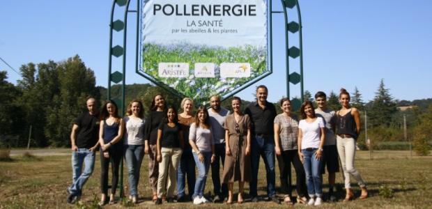 L'équipe de Pollenergie sur le site de production à Saint Hilaire de Lusignan